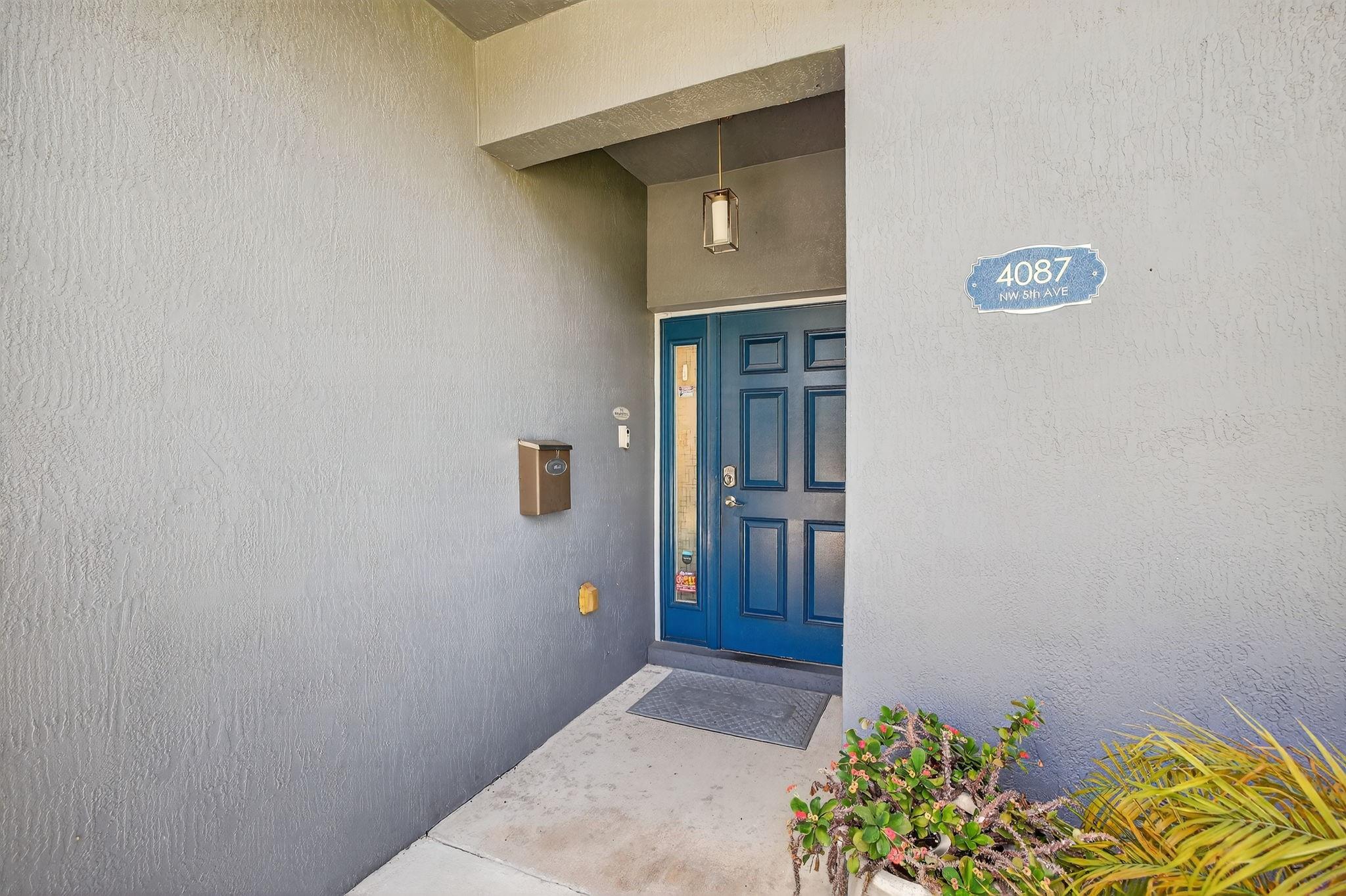 4087 NW 5th Ave