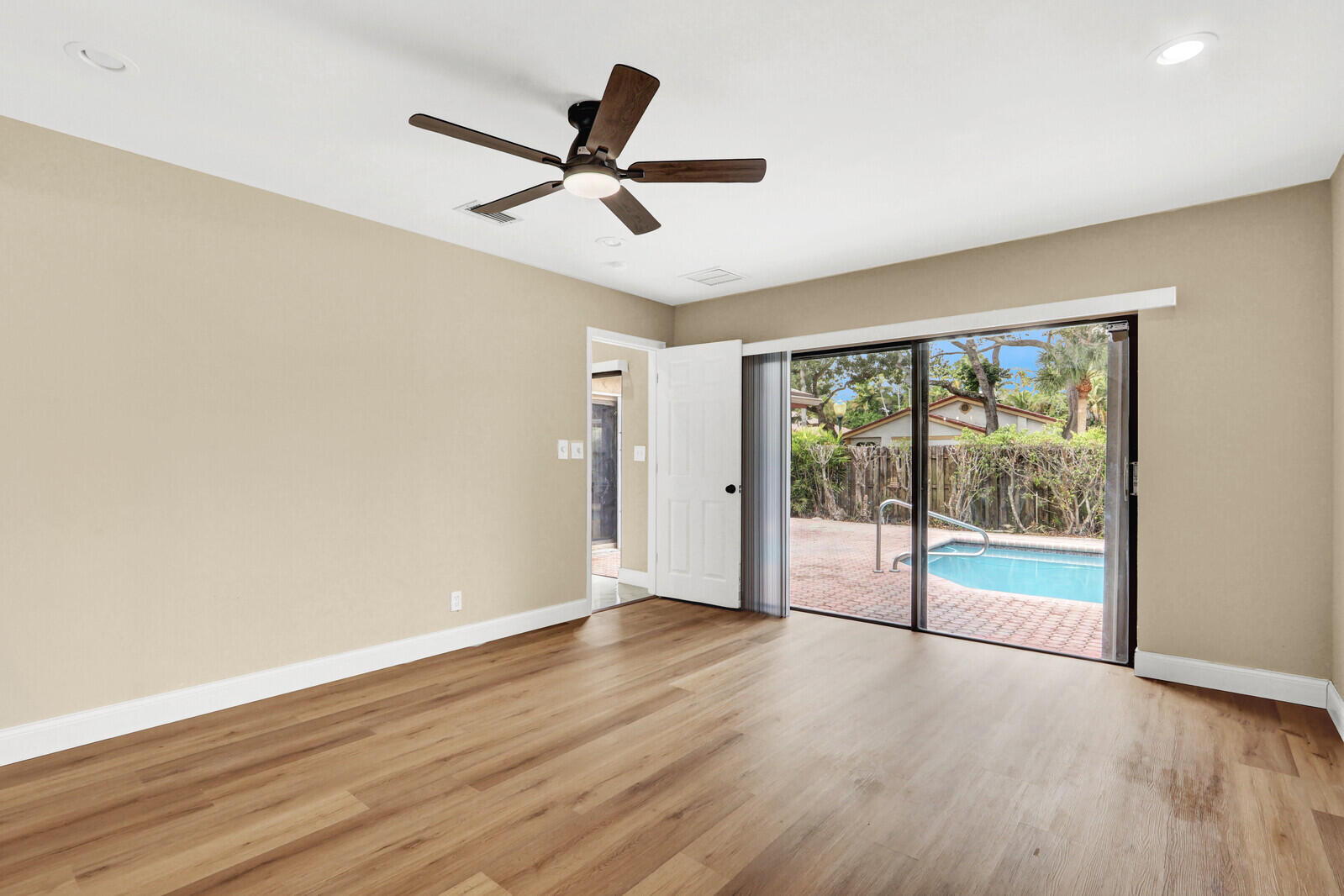 VISTA VERDE SEC 1 - Residential