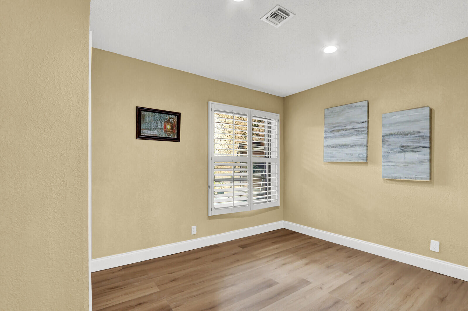 VISTA VERDE SEC 1 - Residential