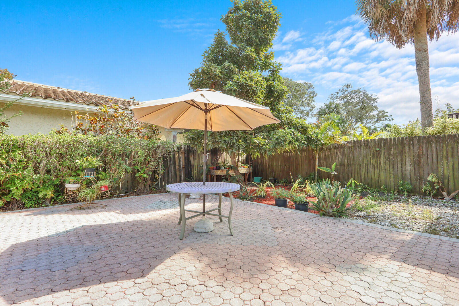 VISTA VERDE SEC 1 - Residential