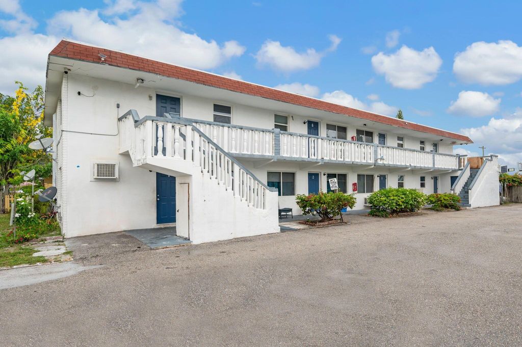 Photo of 233 7th Court #7, Lake Park, FL 33403 (MLS # R11105400)