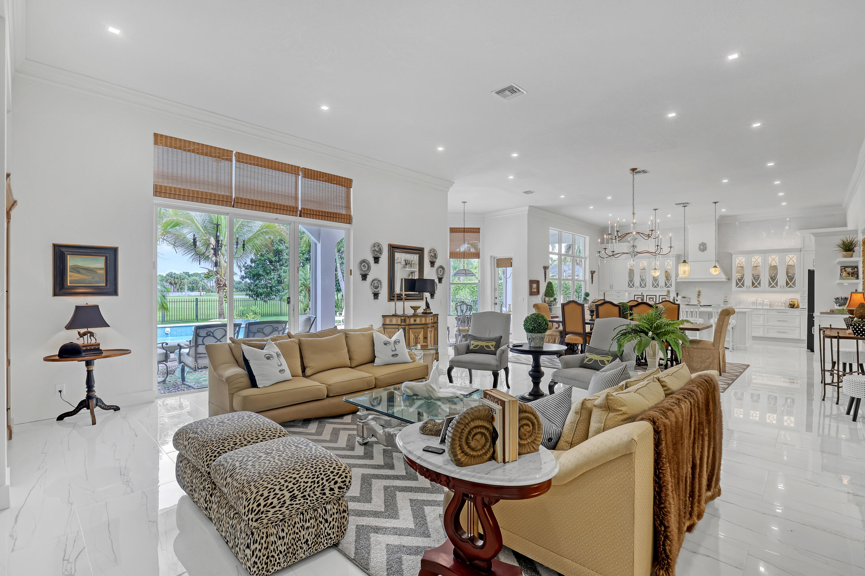 7807 Ironhorse Boulevard