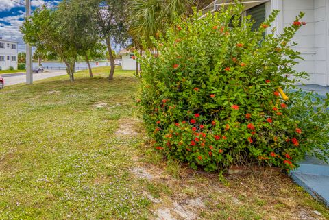 A home in Lake Worth