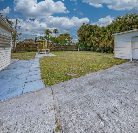 A home in Lake Worth