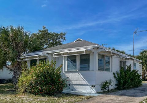 A home in Lake Worth