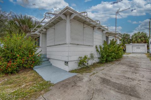 A home in Lake Worth