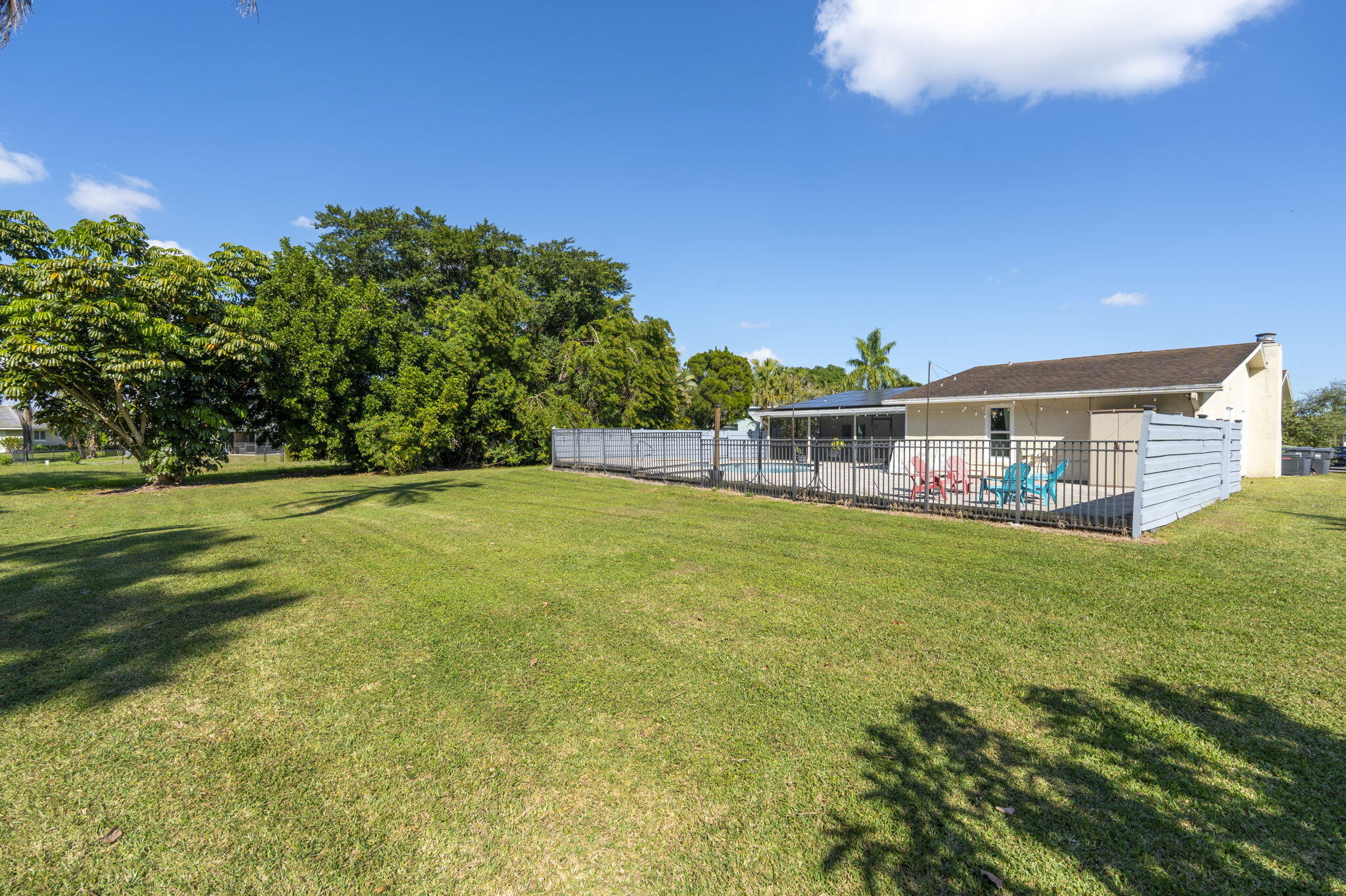 EASTWOOD OF WELLINGTON 3 - Residential