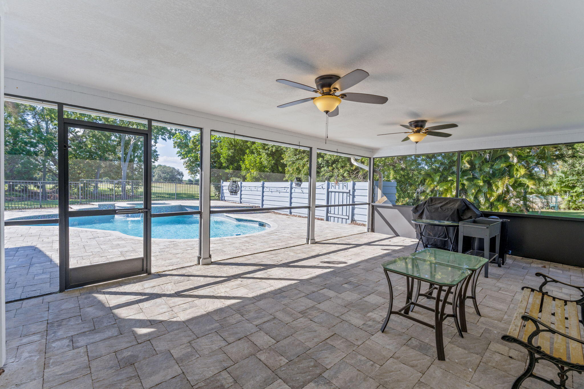 EASTWOOD OF WELLINGTON 3 - Residential