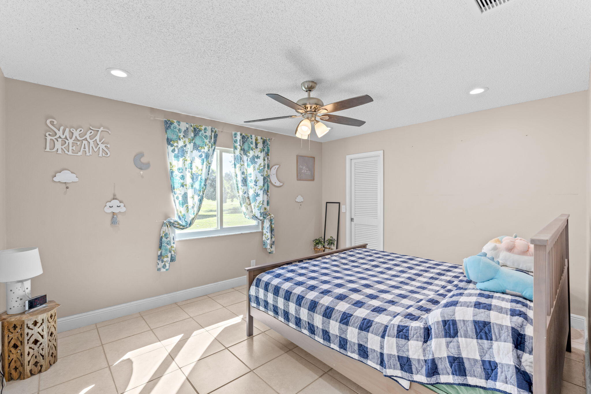 EASTWOOD OF WELLINGTON 3 - Residential