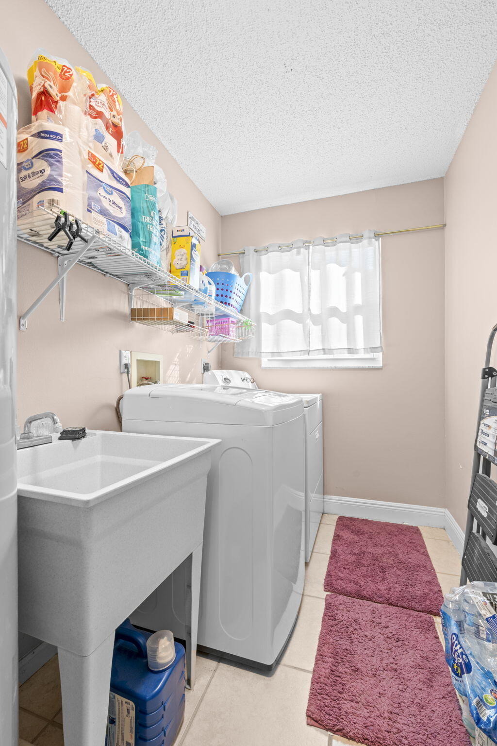 EASTWOOD OF WELLINGTON 3 - Residential