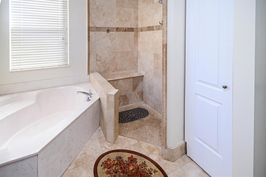 DILLMAN ROAD - Residential