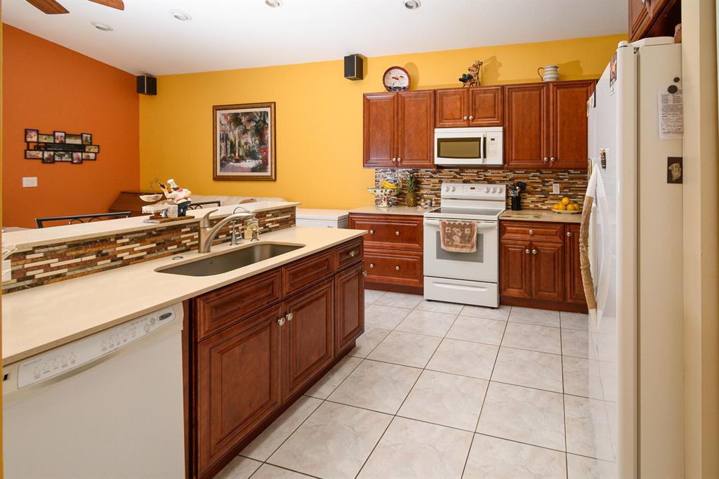 DILLMAN ROAD - Residential