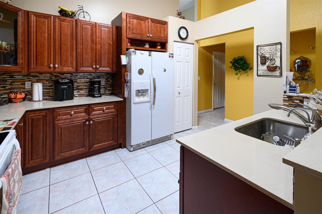 DILLMAN ROAD - Residential