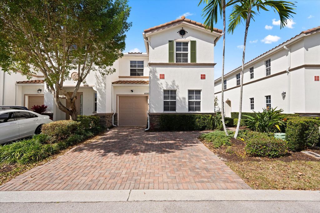 Photo of 4581 Tara Cove Way, West Palm Beach, FL 33417 (MLS # R11165611)