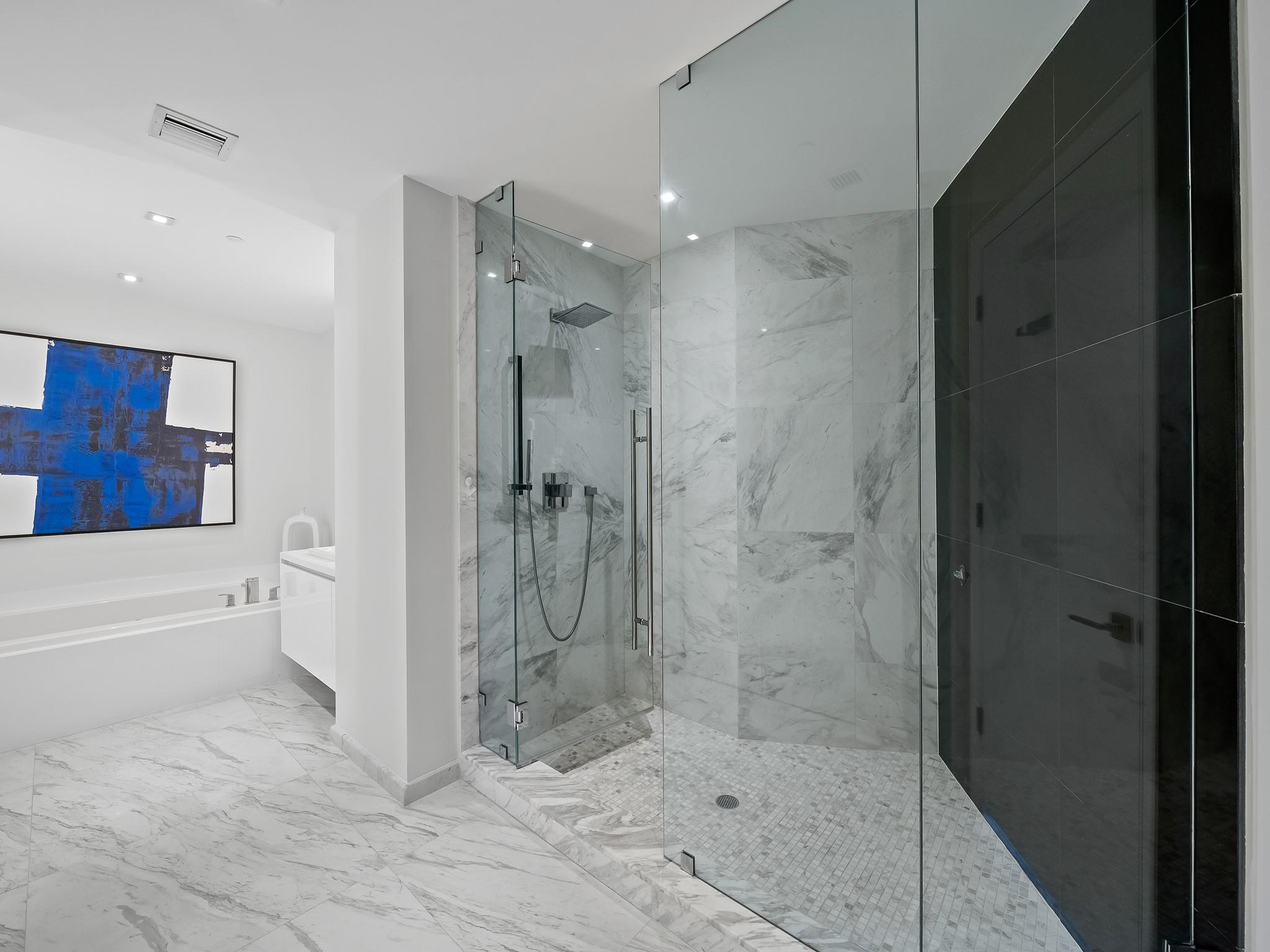 Paramount Residences - Residential Lease