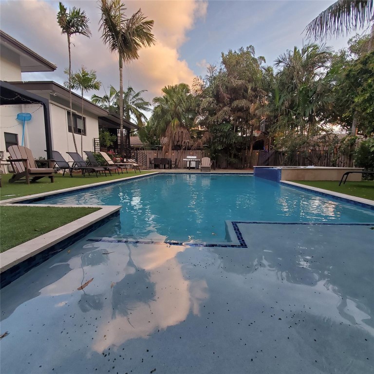 Harbour Heights Add 35-21 - Residential