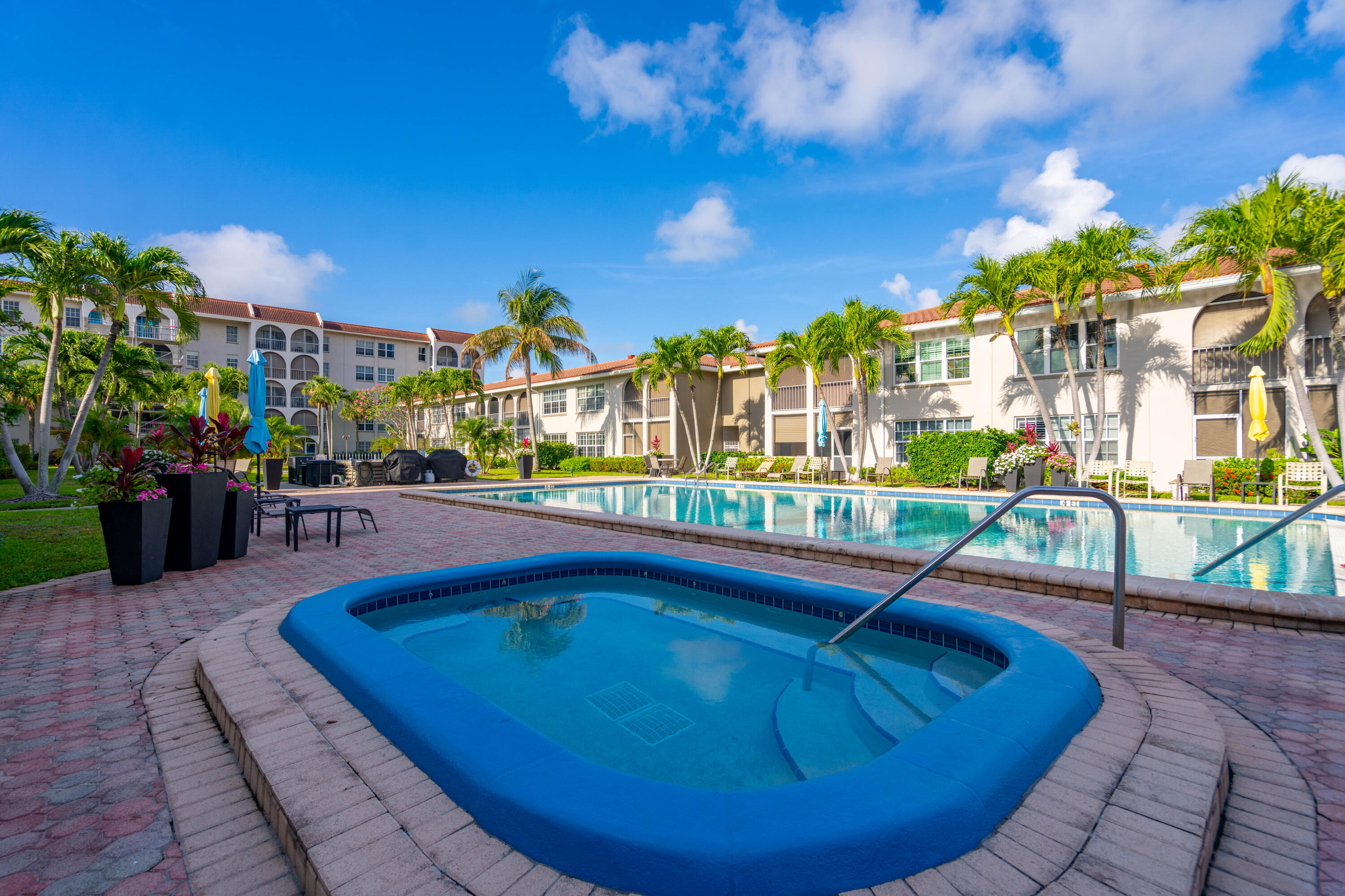 TIERRA DEL SOL CONDO - Residential