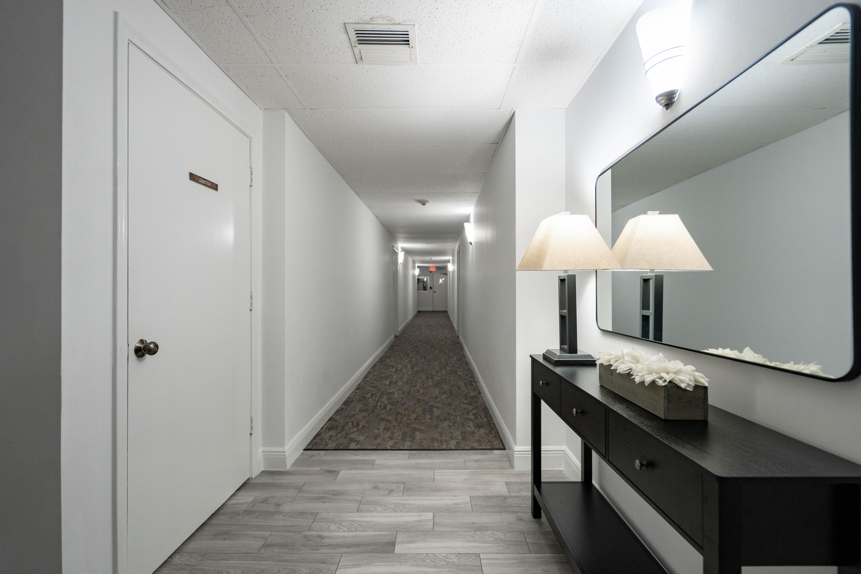 TIERRA DEL SOL CONDO - Residential