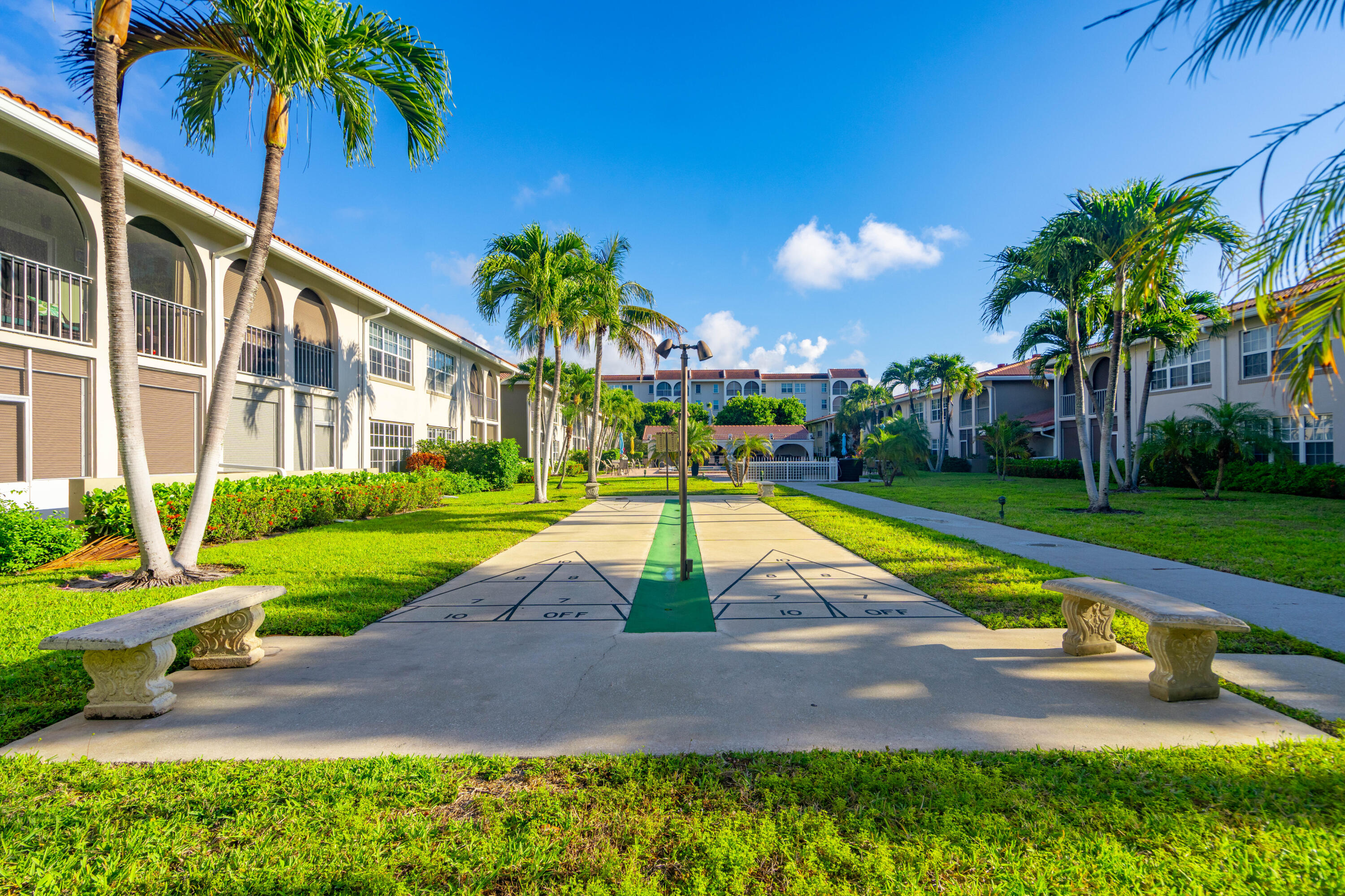 TIERRA DEL SOL CONDO - Residential