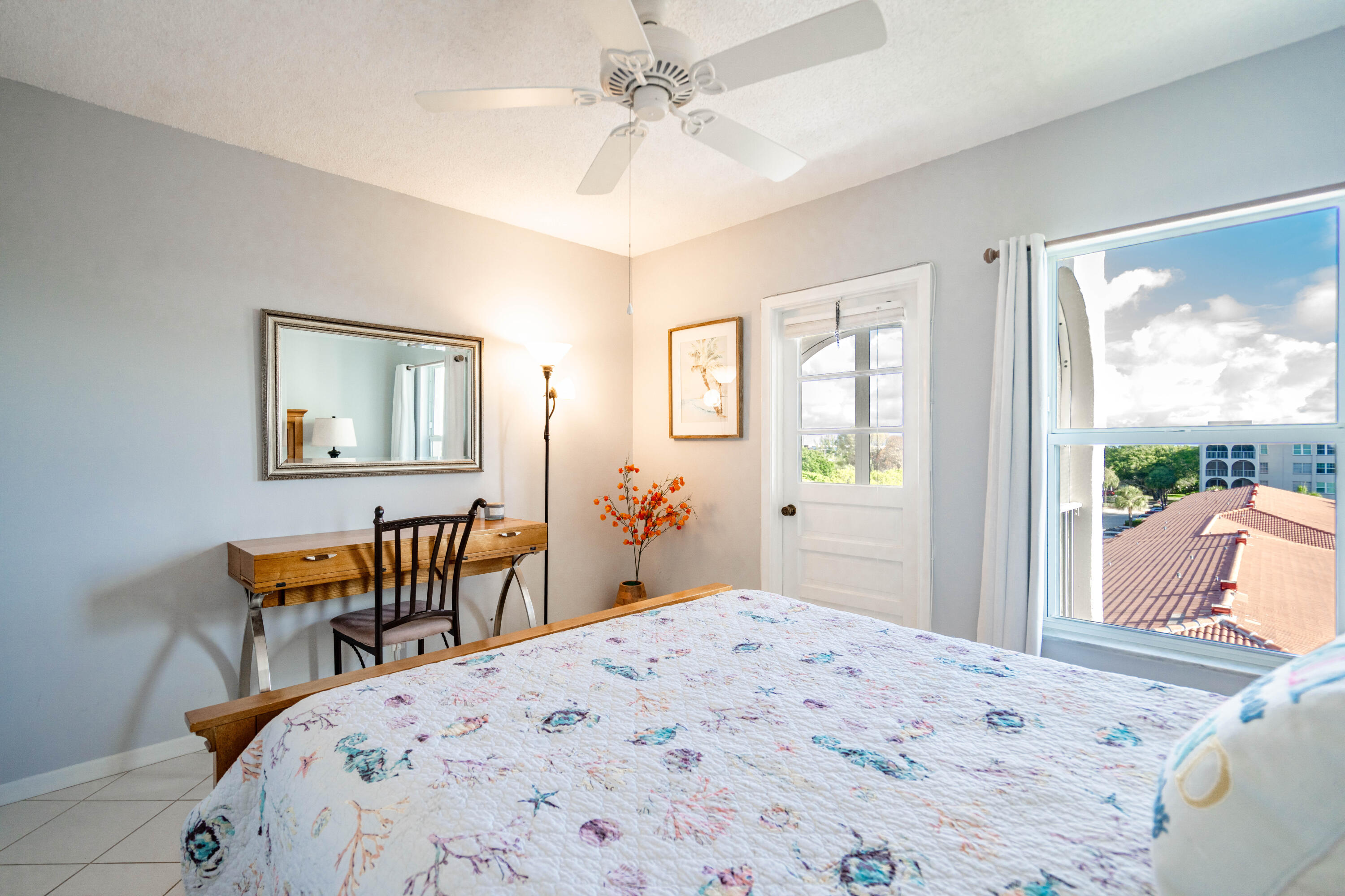 TIERRA DEL SOL CONDO - Residential