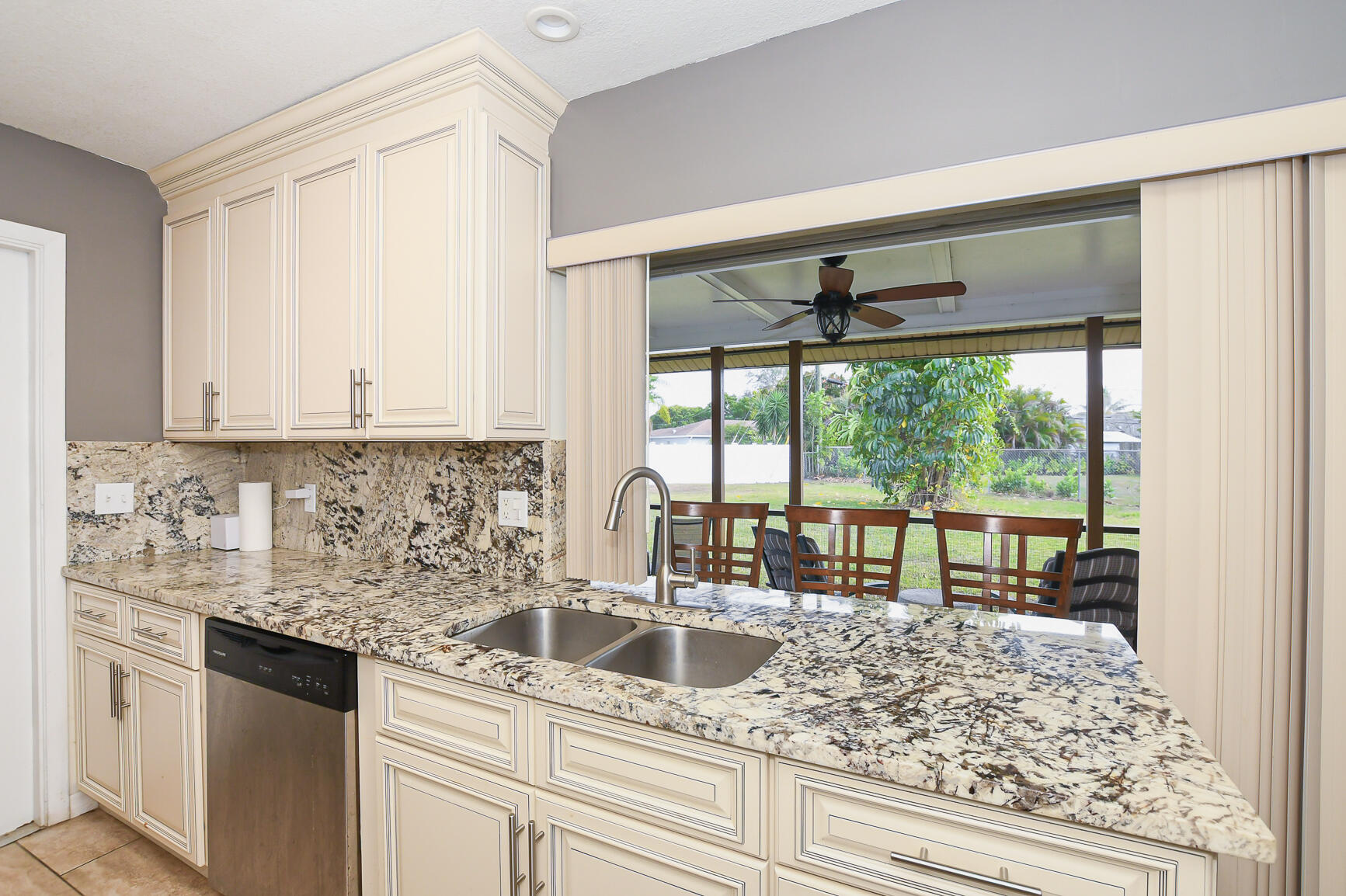 PORT ST LUCIE SECTION 27 - Residential