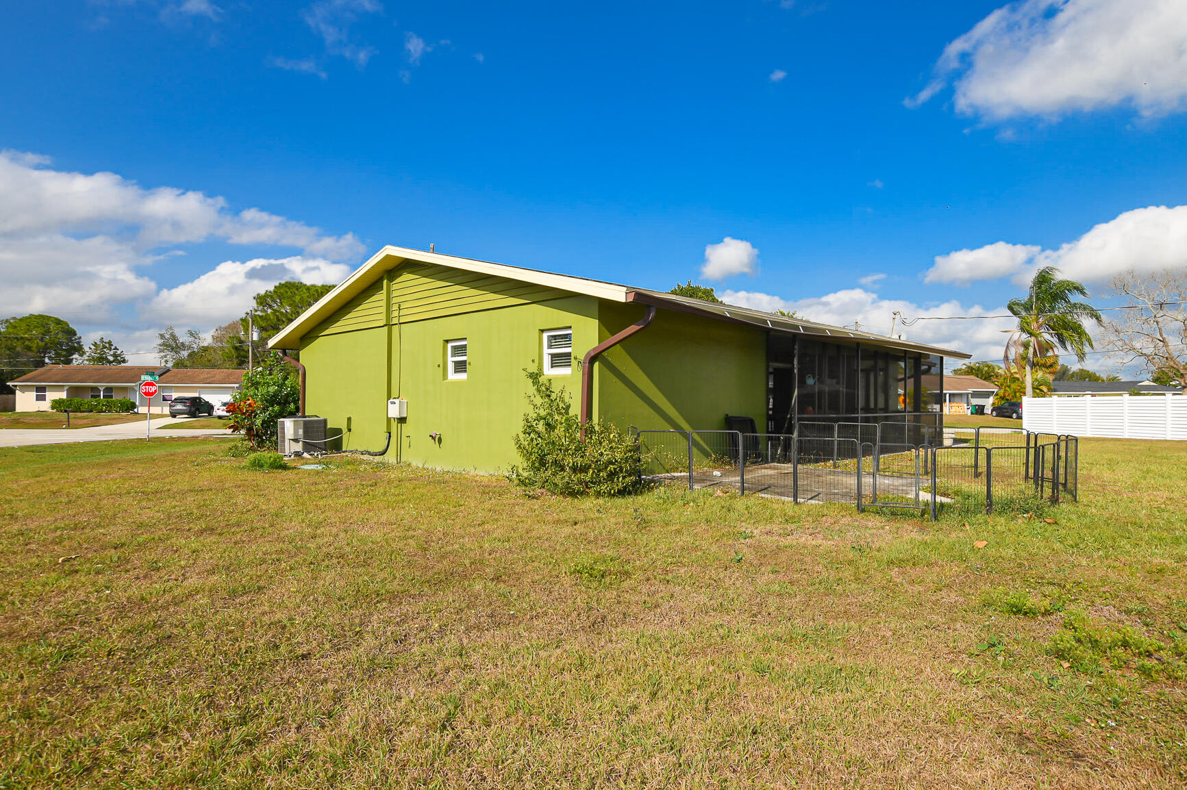 PORT ST LUCIE SECTION 27 - Residential