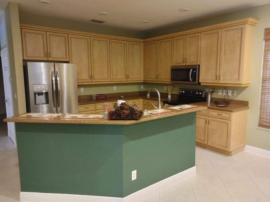 Falcon Trace Five - Residential Lease