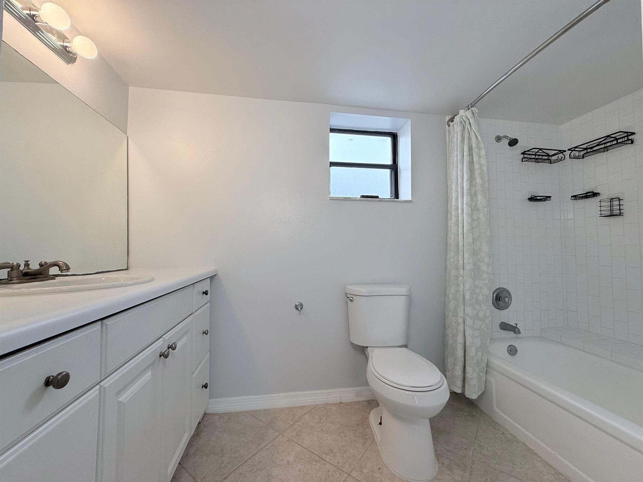 Presidential Golfview Con - Residential Lease