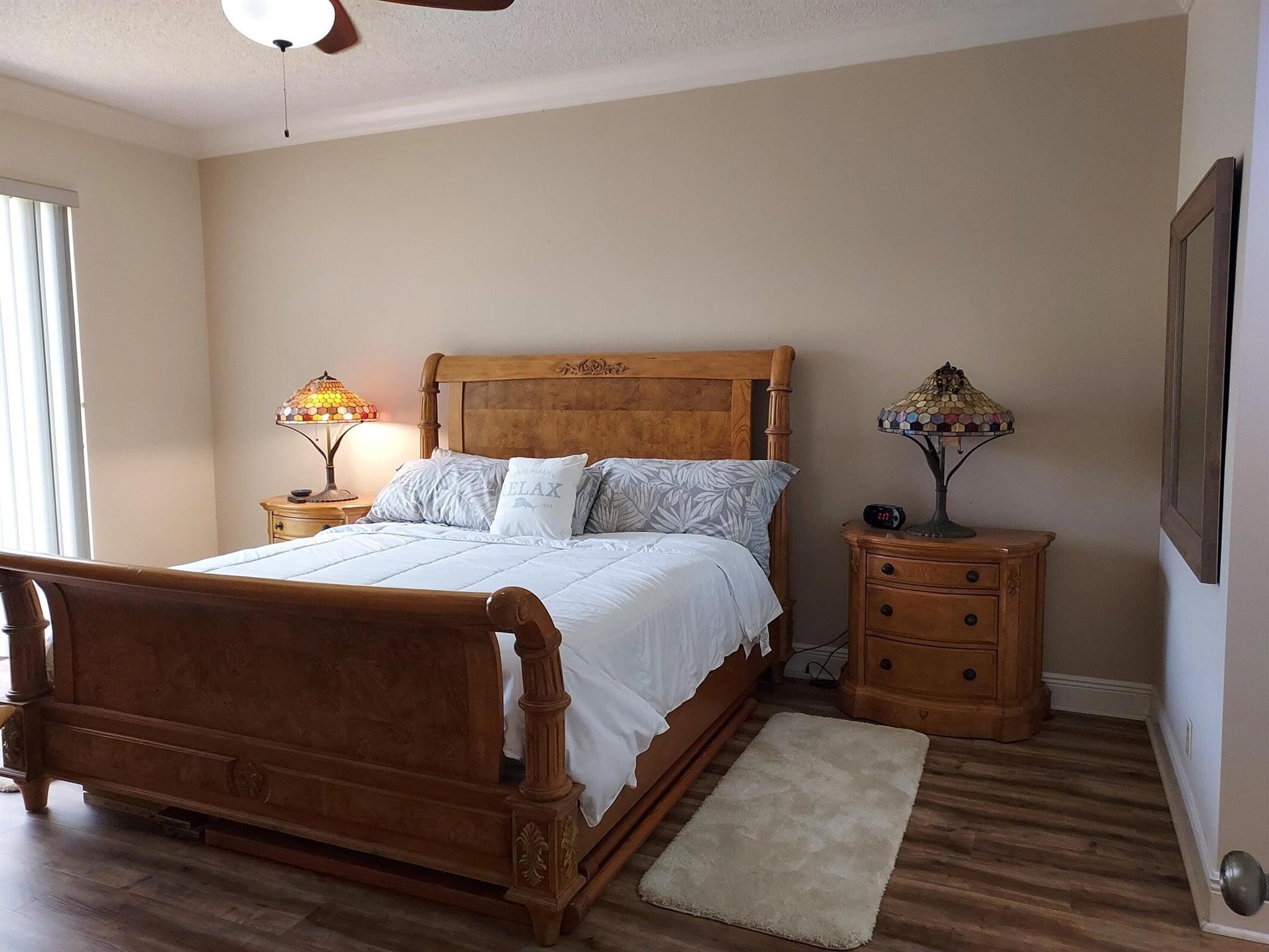 TIARA TOWERS CONDOMINIUM - Residential