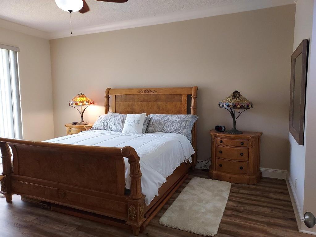 TIARA TOWERS CONDOMINIUM - Residential