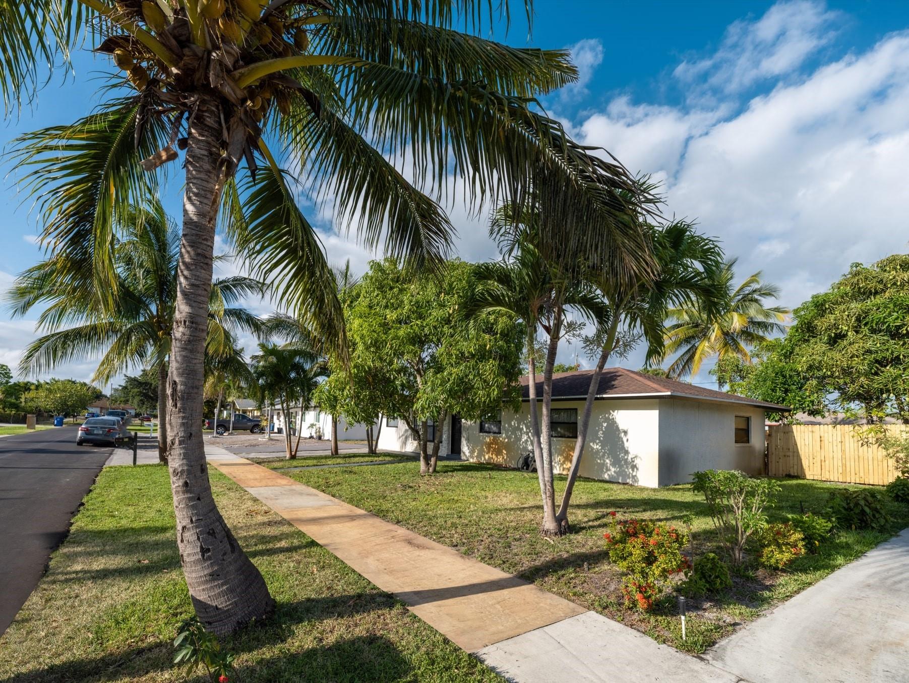 510 S 13th Ct