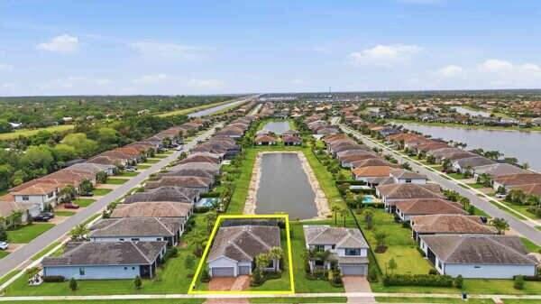 VERANDA GARDENS EAST PHASE 4 - Residential