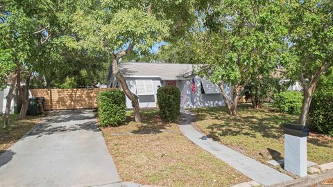 A home in Lake Worth Beach