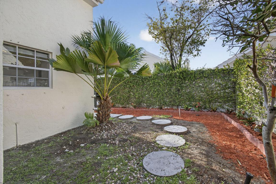 BARCLAY CLUB AT PGA NATL - Residential