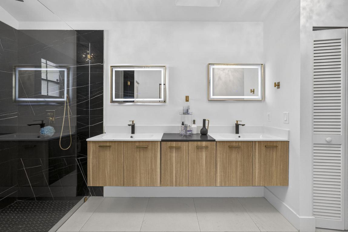 BARCLAY CLUB AT PGA NATL - Residential