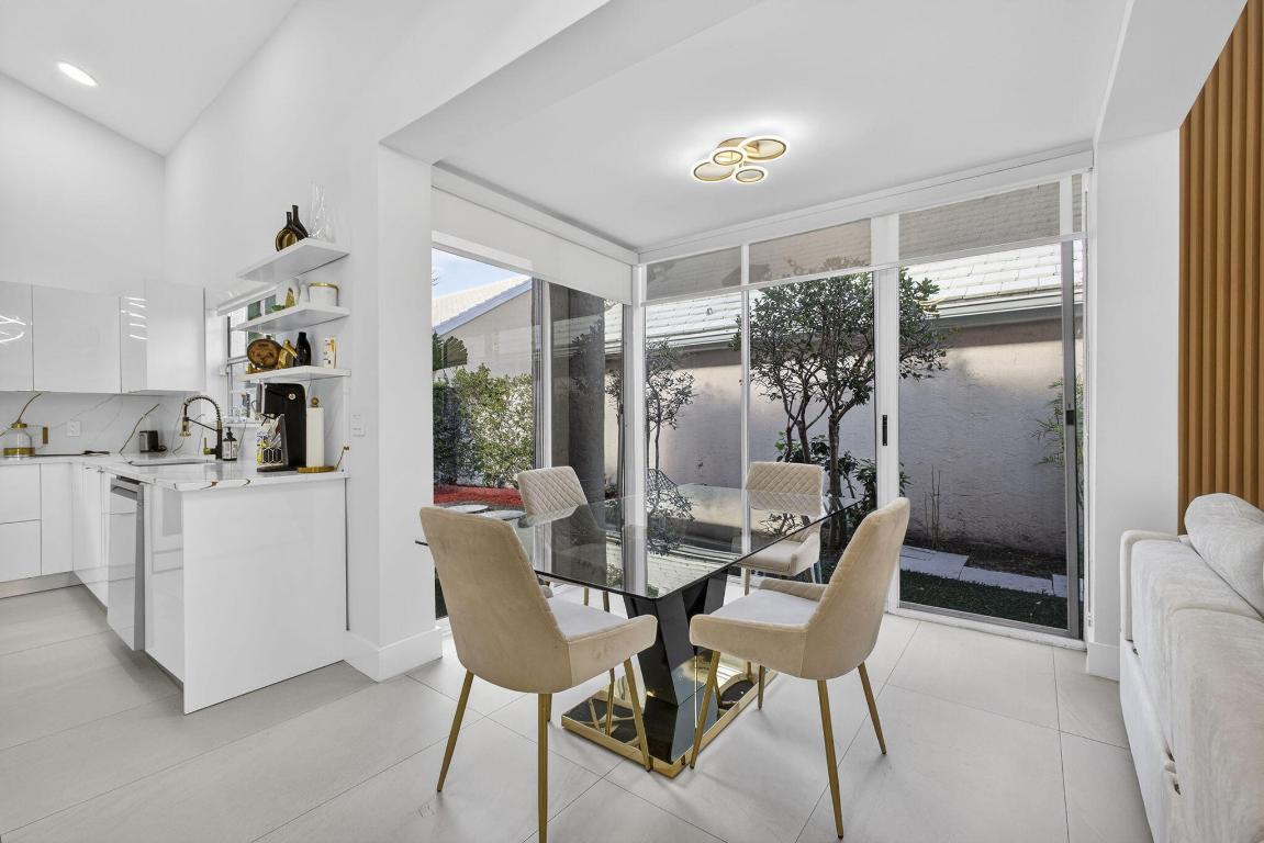 BARCLAY CLUB AT PGA NATL - Residential