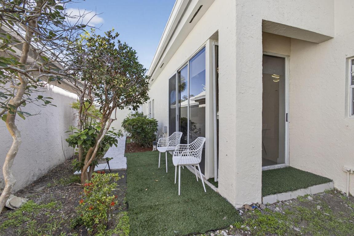 BARCLAY CLUB AT PGA NATL - Residential