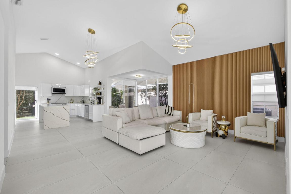 BARCLAY CLUB AT PGA NATL - Residential