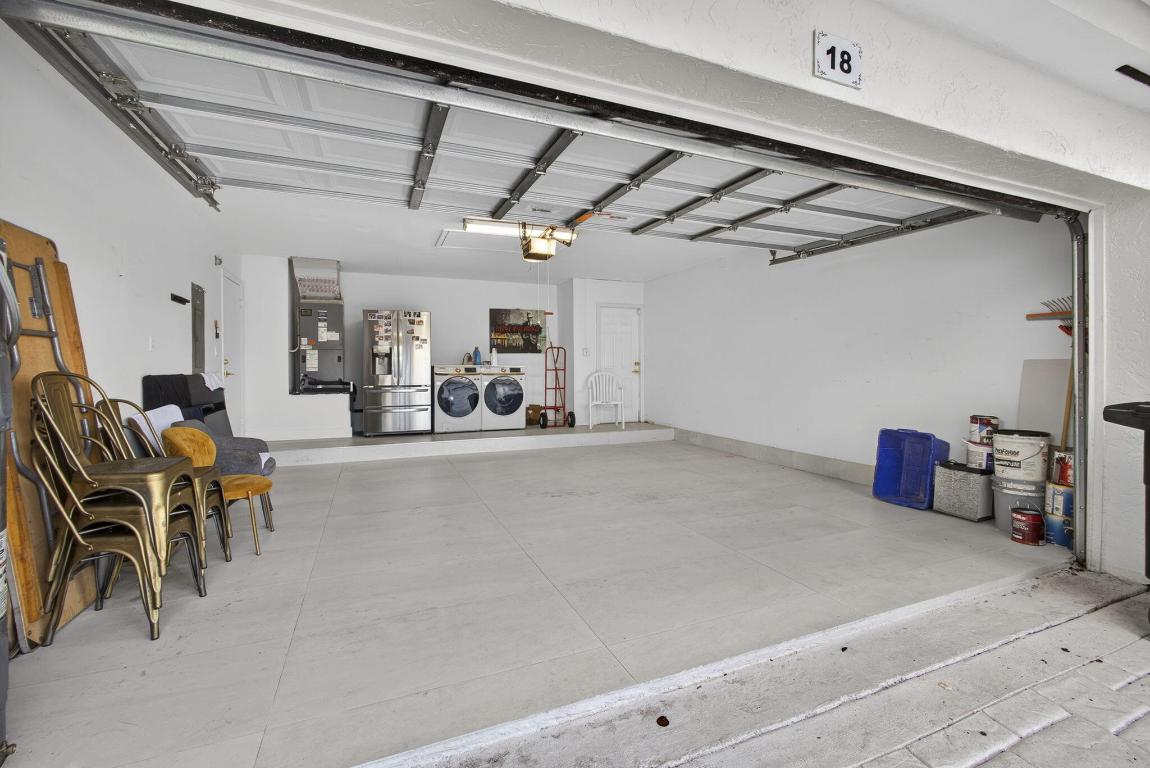 BARCLAY CLUB AT PGA NATL - Residential