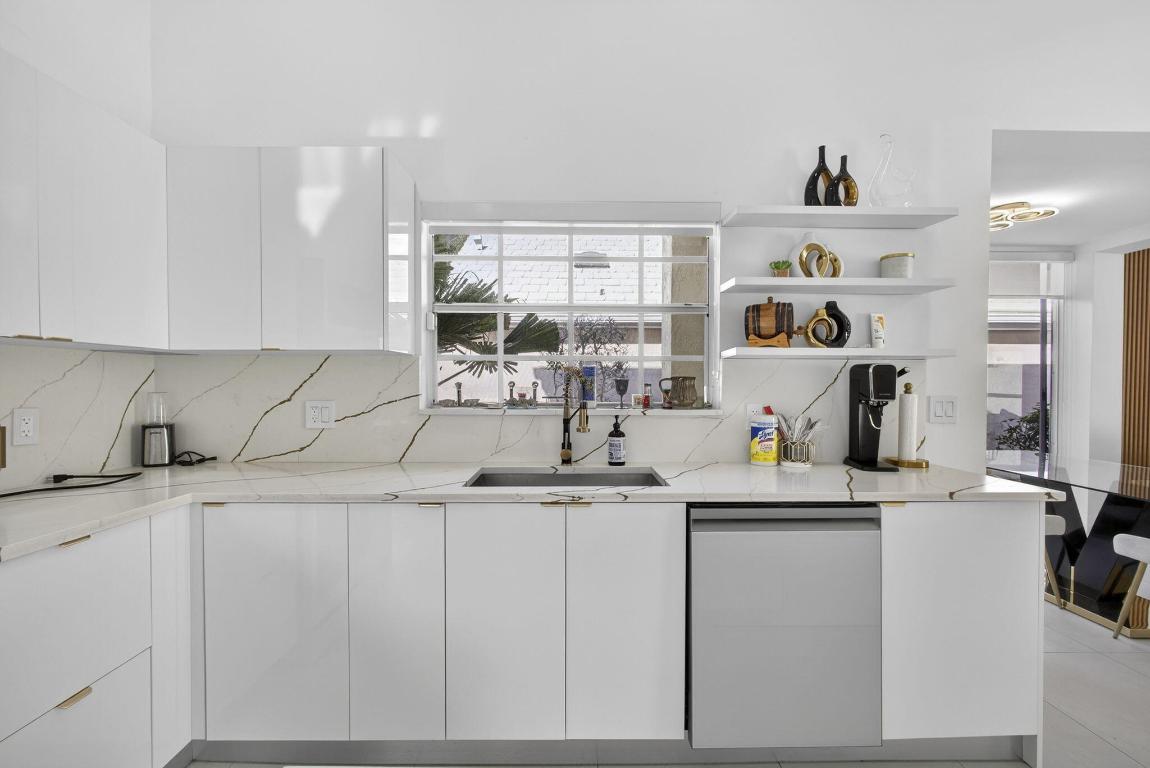 BARCLAY CLUB AT PGA NATL - Residential