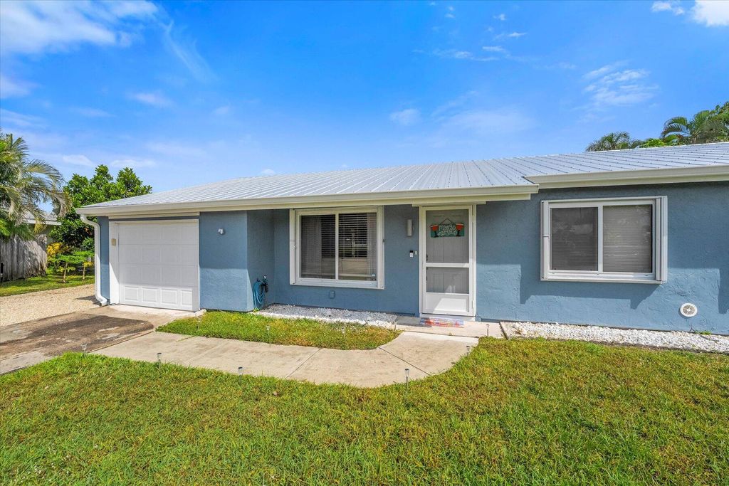 Photo of 2313 SE Pinero Road, Port Saint Lucie, FL 34952 (MLS # R10968283)