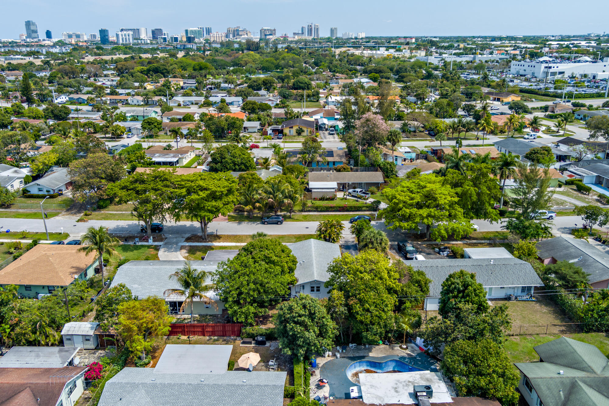 PALM BEACH LAKES SOUTH 2 - Residential