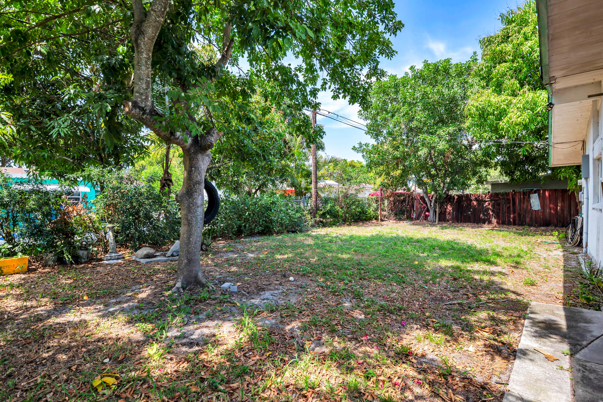 PALM BEACH LAKES SOUTH 2 - Residential