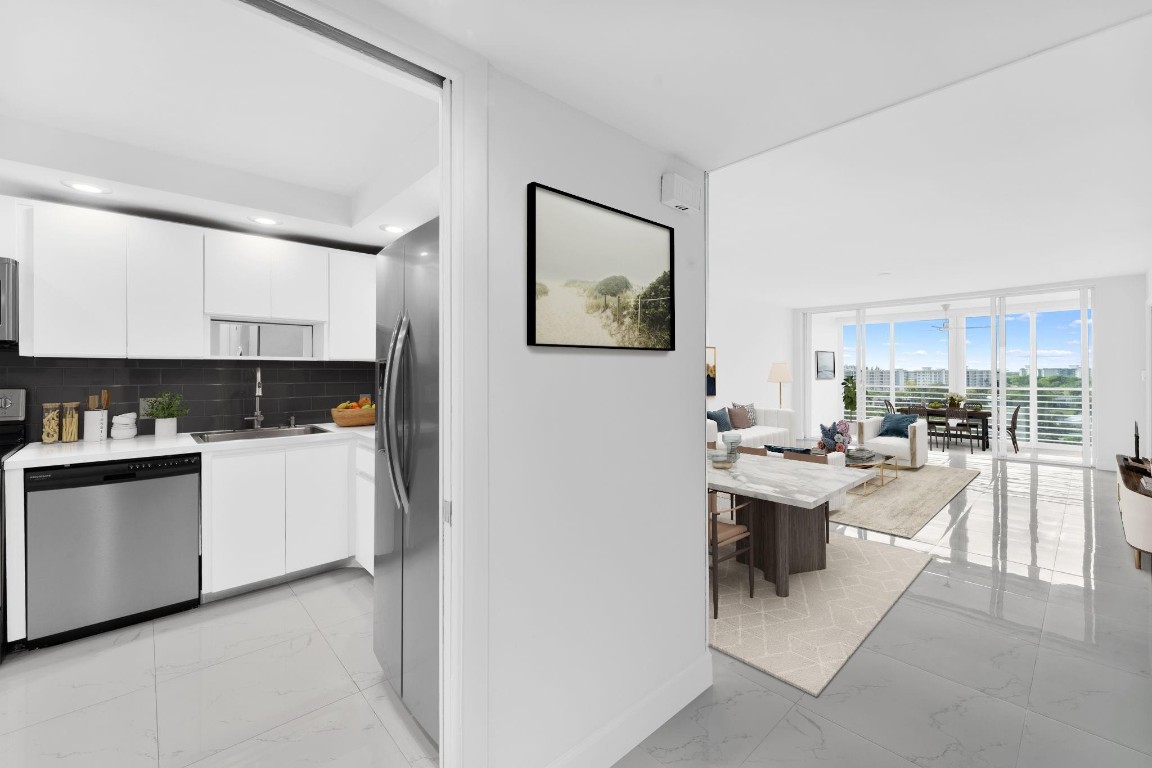 3010 N Course Drive 911