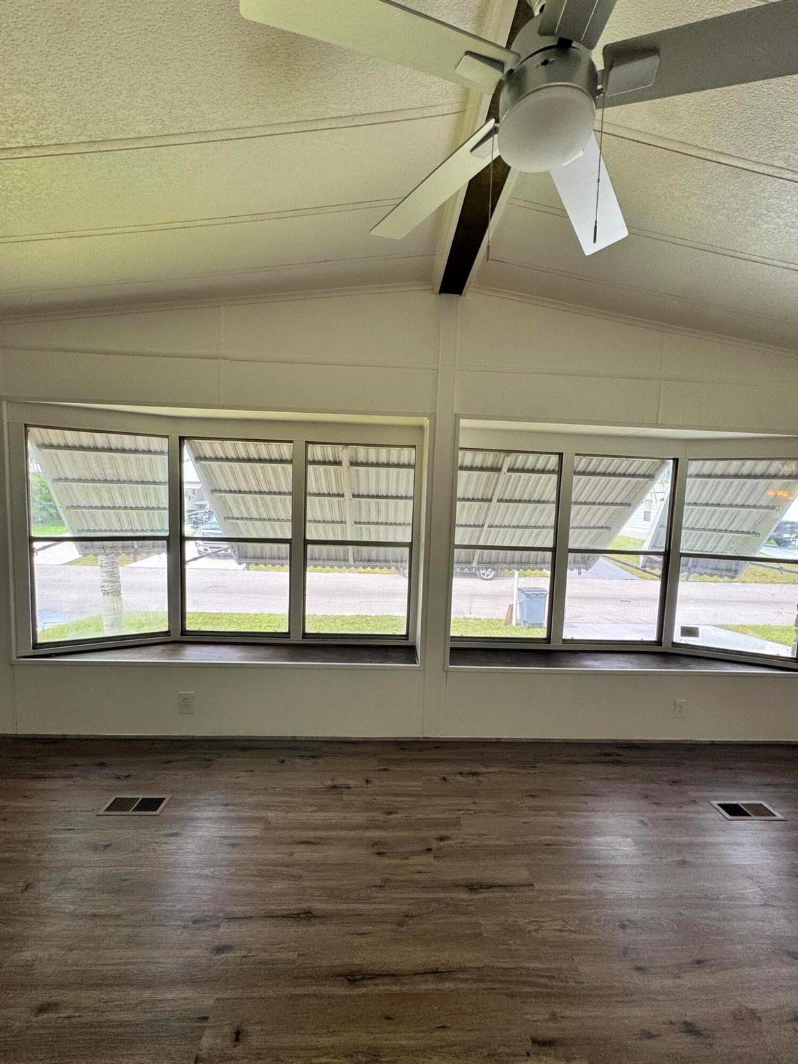 Spanish Lakes Country Clu - Residential