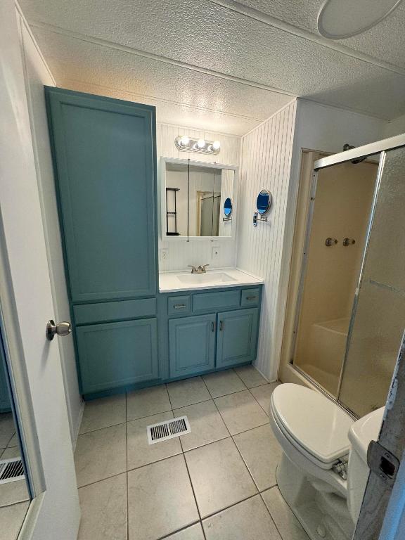 Spanish Lakes Country Club Village - Residential