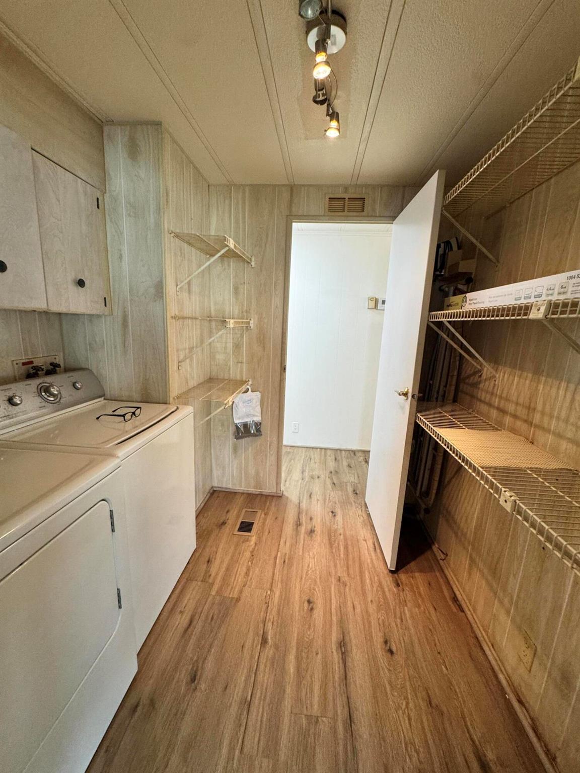 Spanish Lakes Country Clu - Residential