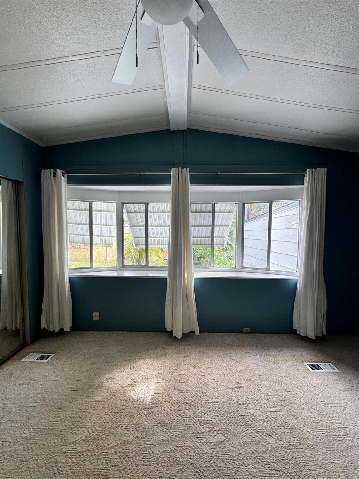 Spanish Lakes Country Clu - Residential