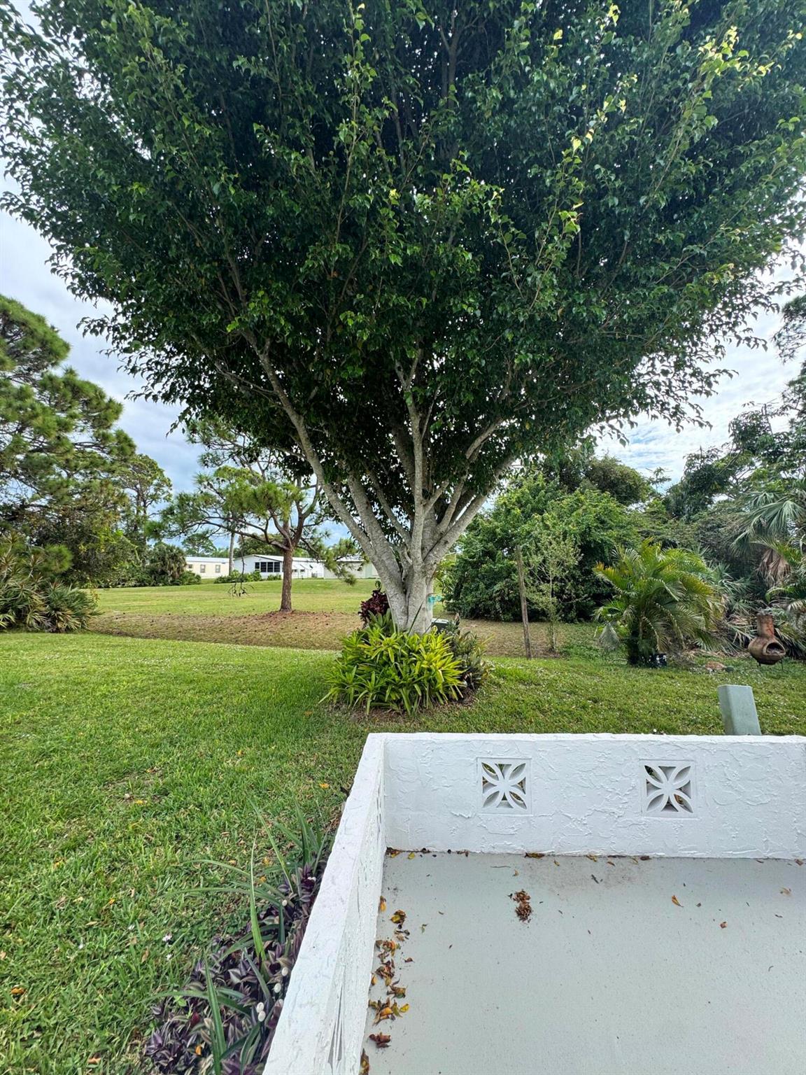 Spanish Lakes Country Clu - Residential