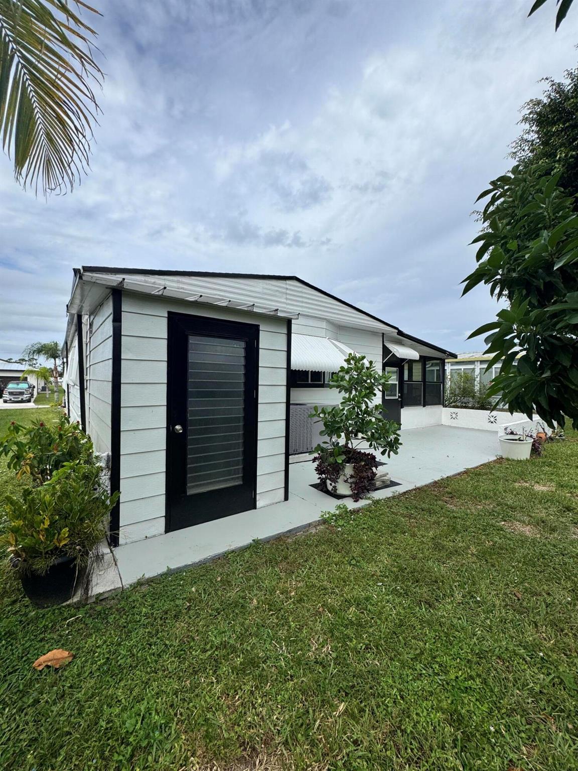 Spanish Lakes Country Clu - Residential